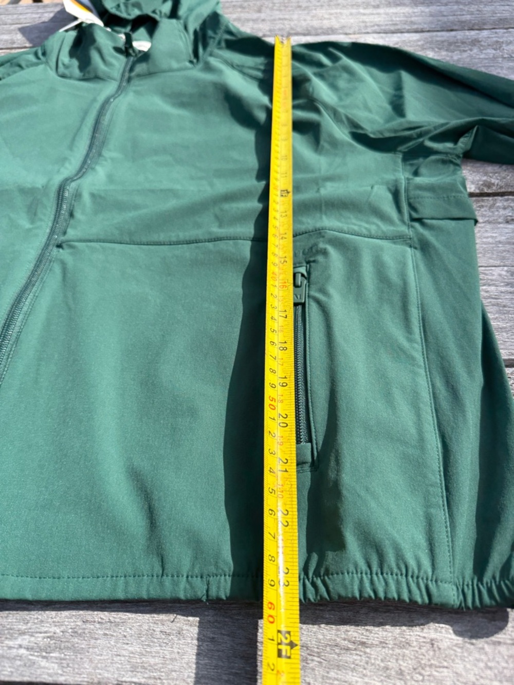 Vuori Women's Renew Trainer Shell jacket Viridian green size XL NWT‎ - Picture 3 of 7